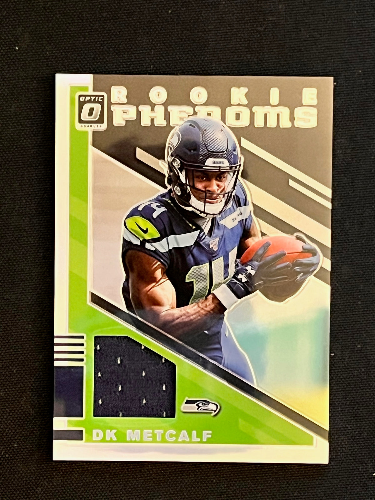 2019 Panini Donruss Optic Football DK Metcalf Rookie Phenoms Jersey Swatch #RP-12 - front