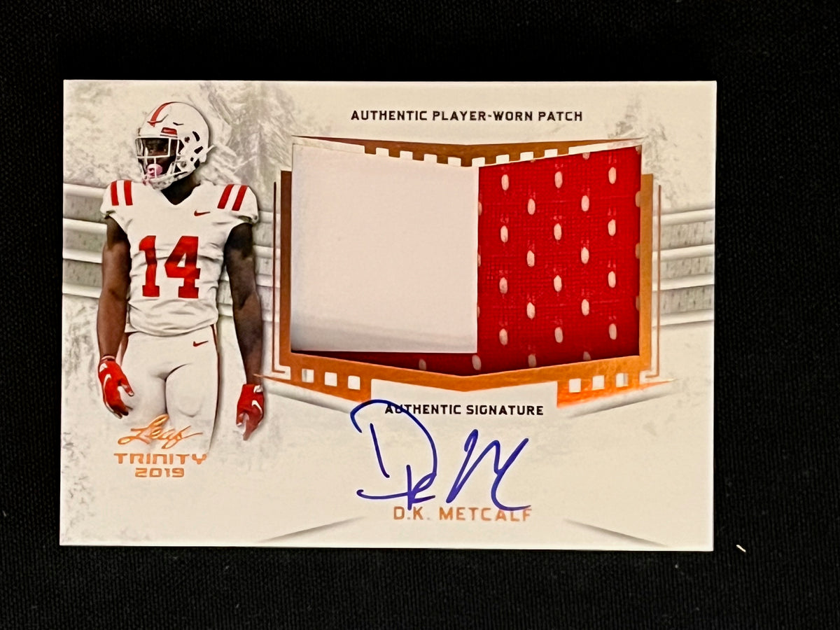 2019 Leaf Trinity DK Metcalf Authentic Player-Worn Patch On-Card Auto #PA-DKM - front
