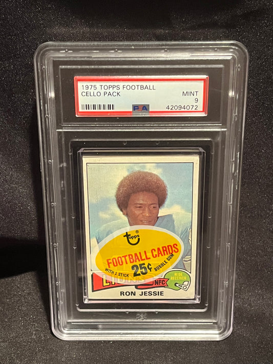 1975 Topps Football Cello Pack PSA 9 - Ron Jessie Top, Bill Van Heusen back