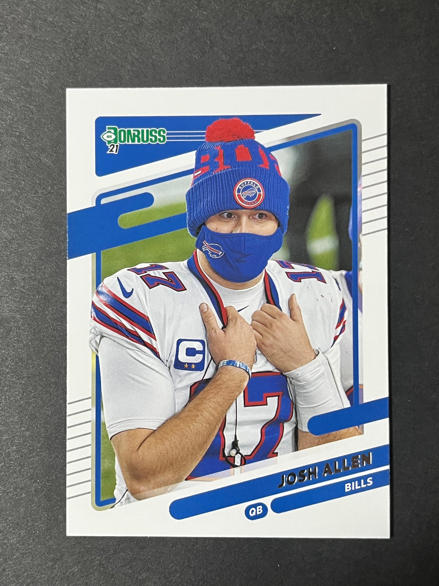 2021 Donruss Josh Allen - Mask / No helmet variation #225